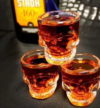 Stroh 80
