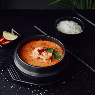 Теңіз өнімдерімен Том Ям/ Том Ям с морепродуктами