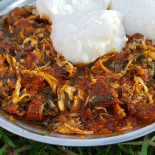 1 kg fried pork with avocado, cabbage & posho