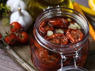 ТОМАТИ В'ЯЛЕНІ (100 g)