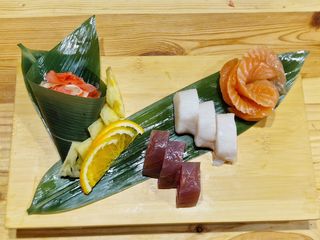 Sashimi małe (10szt)