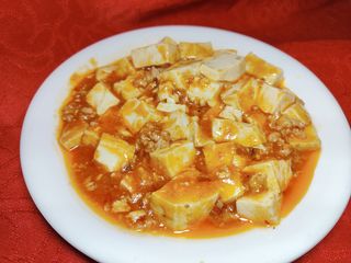 90 Tofu con salsa chili