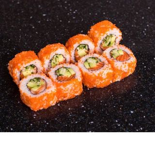 Каліфорнія з копченим лососем в ікрі