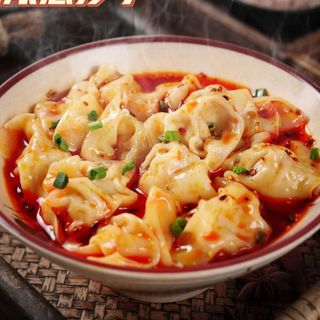 in brodo wandun piccante al sichuan红油抄手