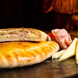 Palaneț cu șuncă și cașcaval