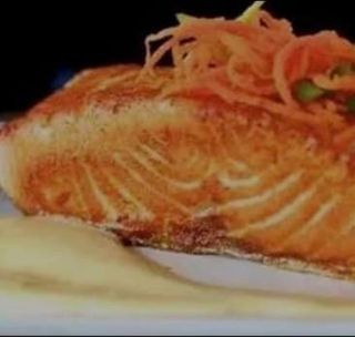 258 Salmone alla piastra 