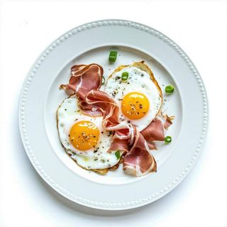 Con jamón ibérico y crema tartufata