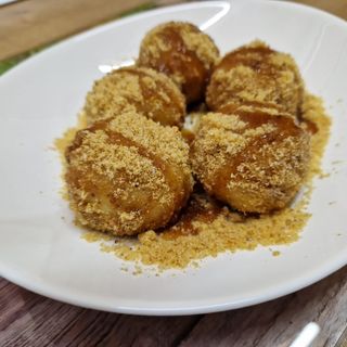 Gomboti cu prune si scortisoara