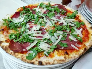Pizza Bresaola