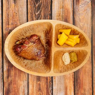 Golonka pieczona  600-700g