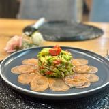 Карпачо от сьомга