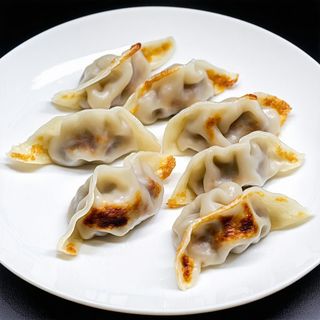 31. Niku gyoza