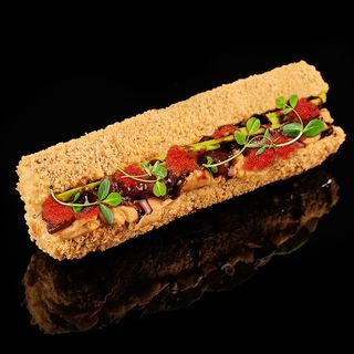 Хот-дог із тунцем