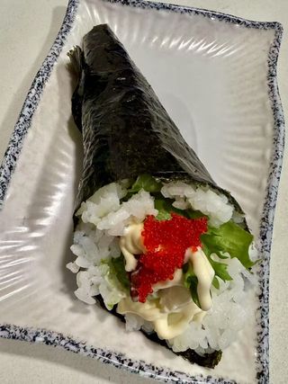Temaki de pez mantequilla (1 pza.)