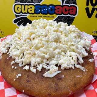 Arepa Dulce Con Queso
