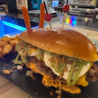 El Torito Bravo (Nueva Hamburguesa, ligeramente picante)