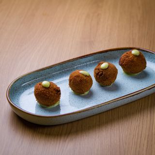 Esferas de Alheira com Molho Mostarda e Mel