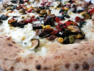 Pizza ortolana a 1 kg