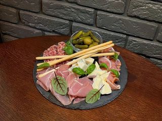 Антипасті (280g)