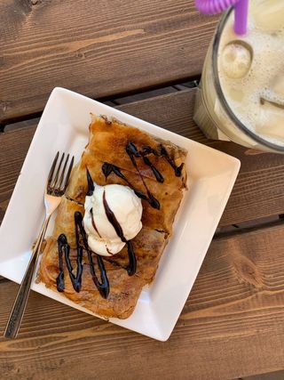 Штрудель яблочный (180г)