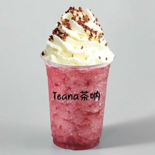 frappuccino alla fragola con la panna