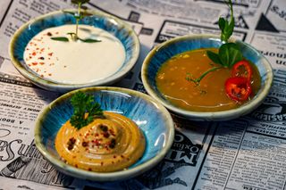 Sos własny czosnkowy