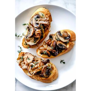 Caramelized Onion and Mushrooms Crostini