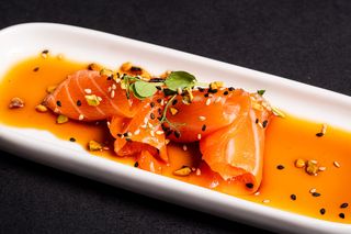 55. Carpaccio di salmone