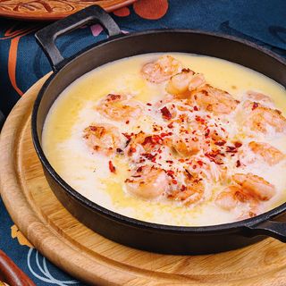 Șkmeruli cu creveți și frișca