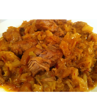 Свинско със зеле