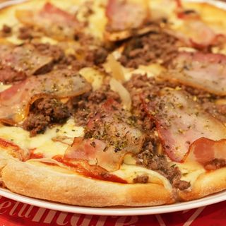 Pizza Ternera Y Bacon Del 10