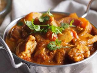 CHICKEN JALFREZI