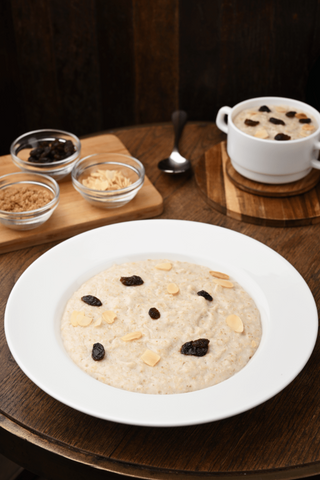 Hot Oatmeal Porridge Full Serve