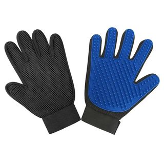 Перчатка для вычёсывания шерсти True Touch