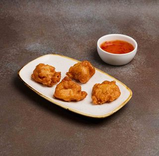 Karaage (5 Uds.) 炸混沌