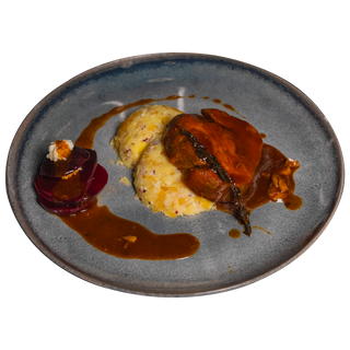 FRIPTURA DIN CEAFA DE PORC GLAZURATA SERVITA CU CARTOF COPT ZDROBIT 200/250/70 g