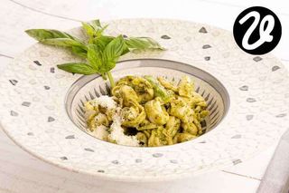Tortellini al pesto