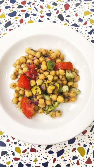 Ensalada De Garbanzos Y Aguacate