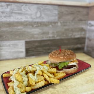 Hamburguesa Tropical Con Papas