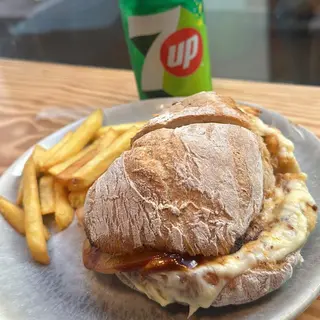 Bifana no Pão