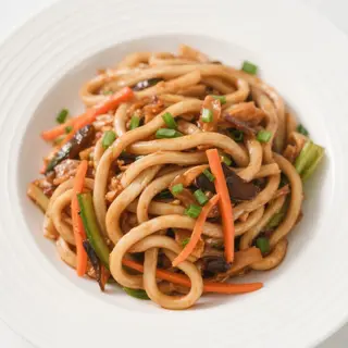 Udon Frito con ternera