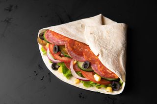 Тортила с чоризо, флорентинер и кашкавал (350г)