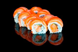 California roll  Tuńczyk / Łosoś