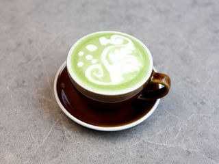 Матча лате на рослинному молоці (300ml)