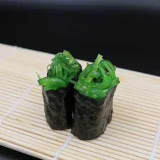 58 Gunkan wakame