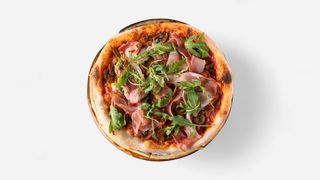 Pizza Prosciutto e funghi + Coca-Cola