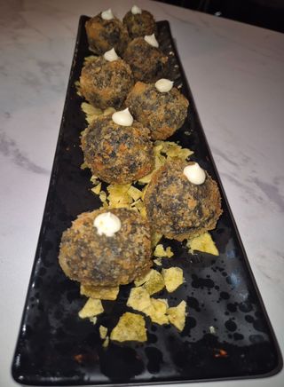 CROQUETAS CASERAS DE CHIPIRÓN (8 UND)
