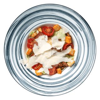 Теплий салат з курячою грудкою (280 г)