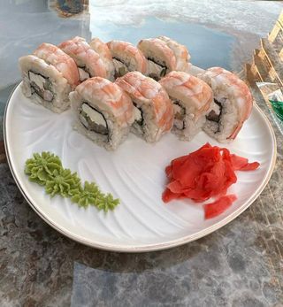 White dragon roll