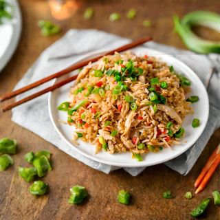1/4 chicken fry + veg served with white rice